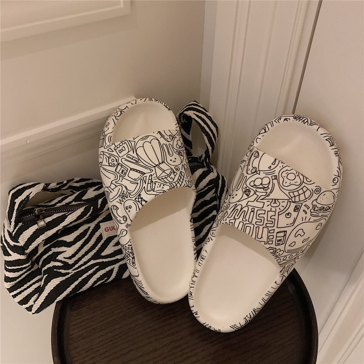 THATLILSHOP Graffiti Flip Flops