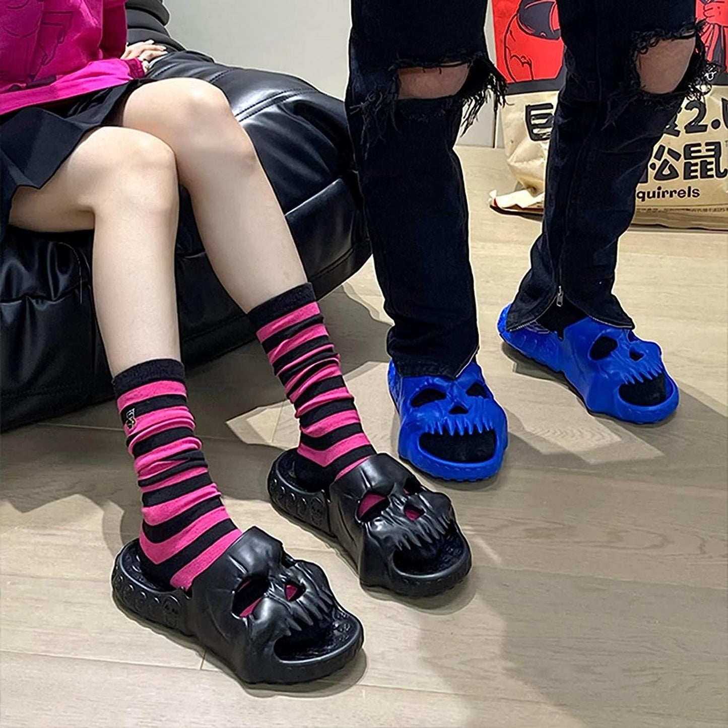 THATLILSHOP Skull Cloud Slippers